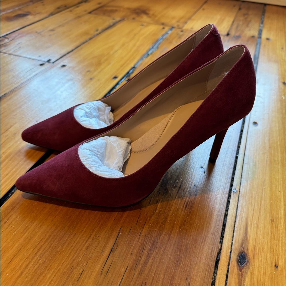 Never worn. Ruby Suede Banana Republic Heels
